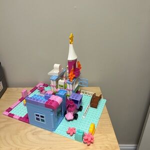 Colorful Building Block Castle for Kids - Playhouse